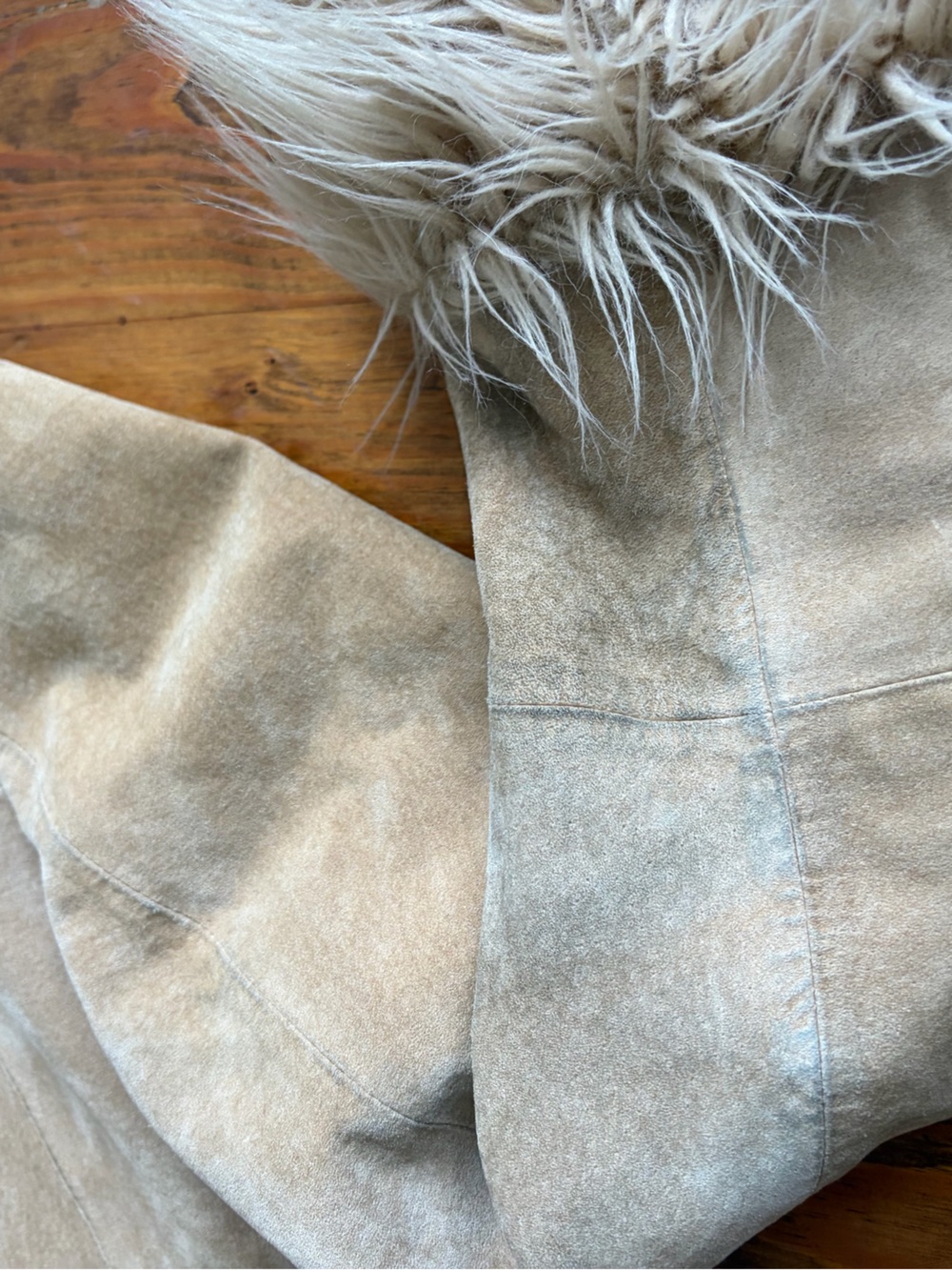 Bebe Vintage Penny Lane Y2K Faux Suede Fur Hooded Coat Size Small Tan Beige - Picture 10 of 15